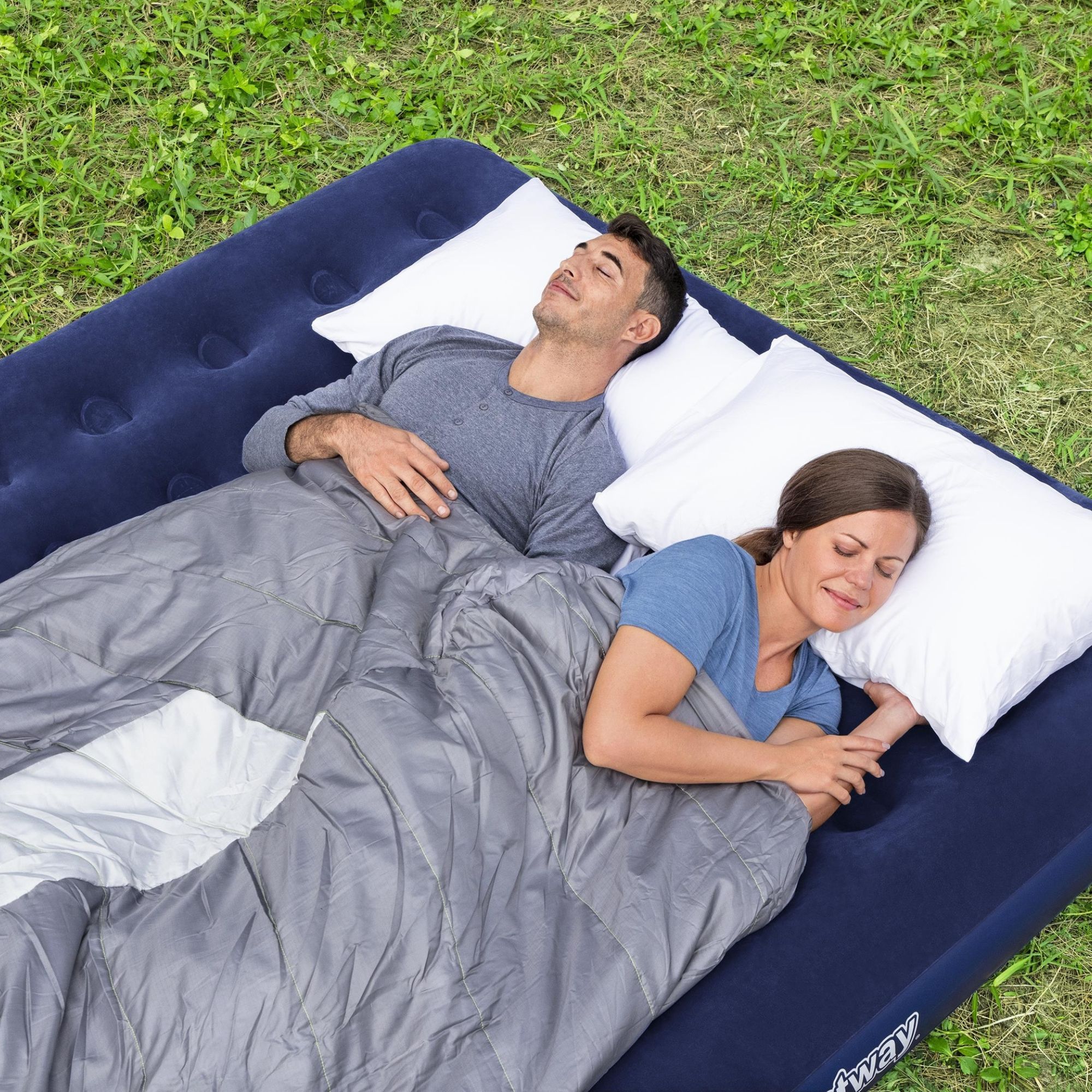 Bestway 2.03m x 1.83m x 22cm Air Mattress King - Image 3
